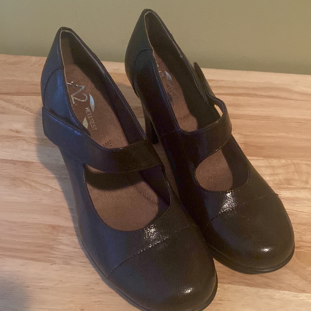A2 by Aerosoles Heelrest Asymmetrical Adjustable Round toe Maryjane Heels